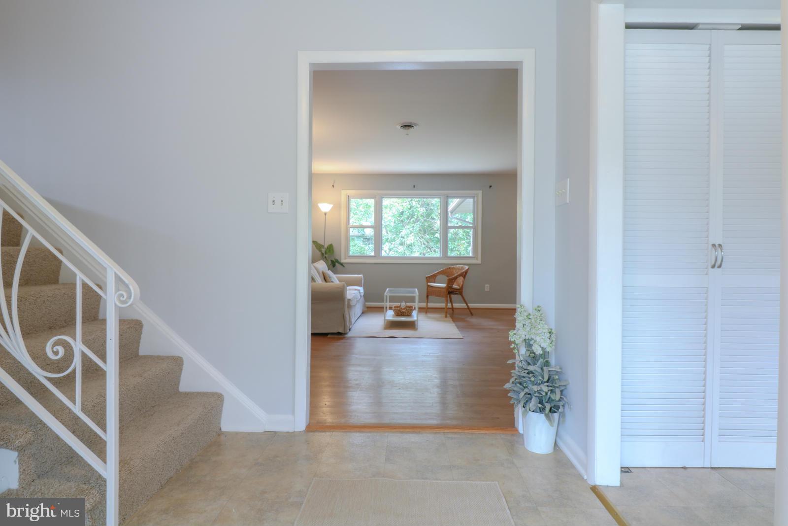 6510 Cipriano Road Lanham, MD 20706 - Photo 2 of 27 Interior (General)