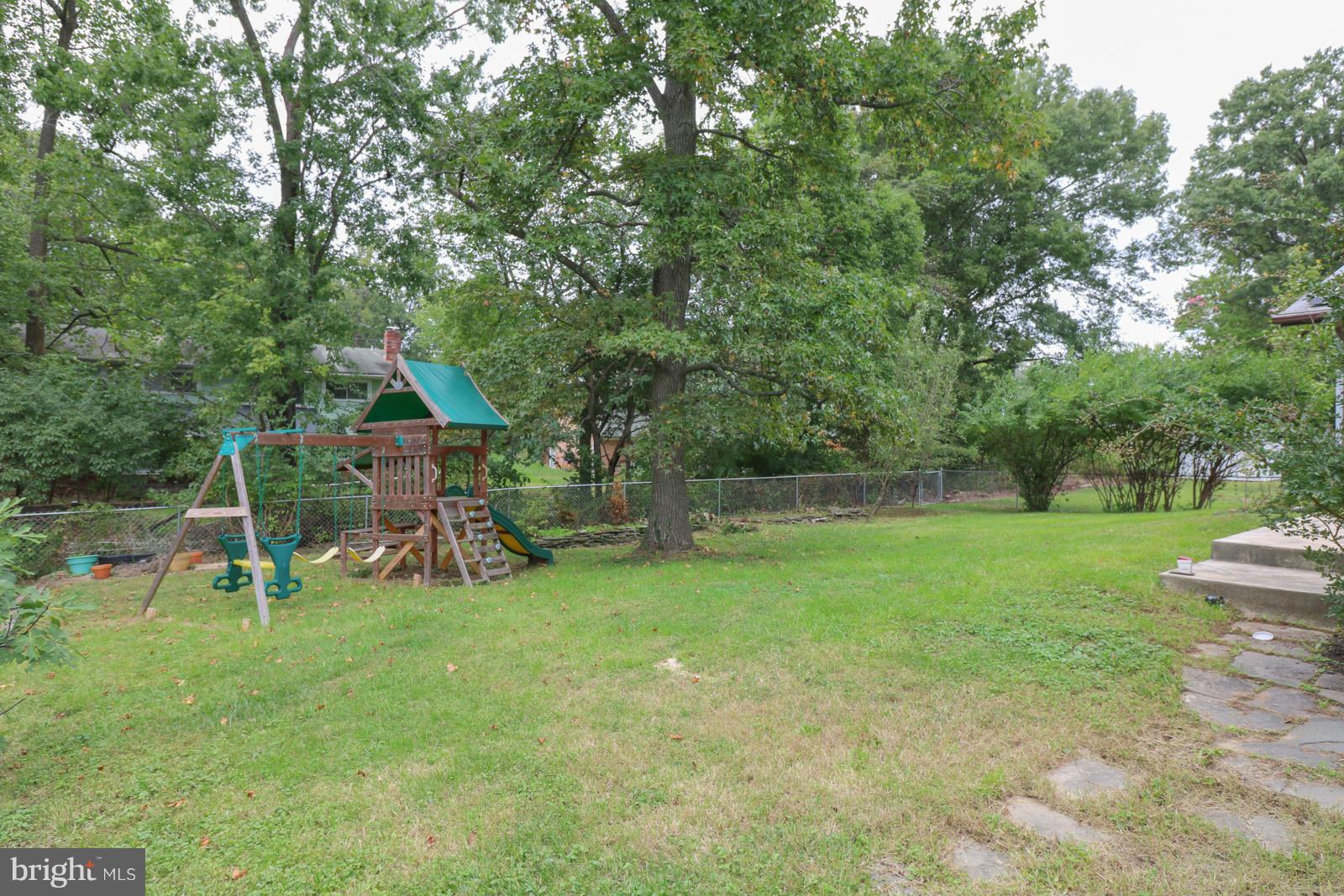 6510 Cipriano Road Lanham, MD 20706 - Photo 27 of 27 Exterior (Rear)