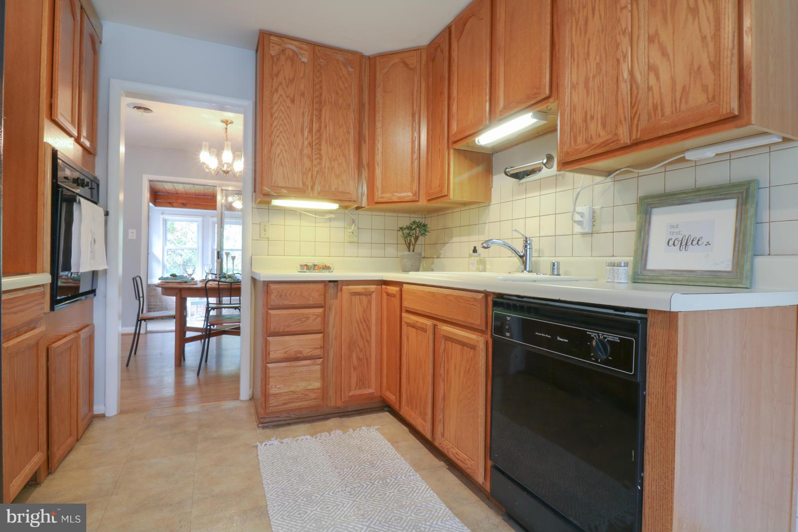 6510 Cipriano Road Lanham, MD 20706 - Photo 7 of 27 Kitchen