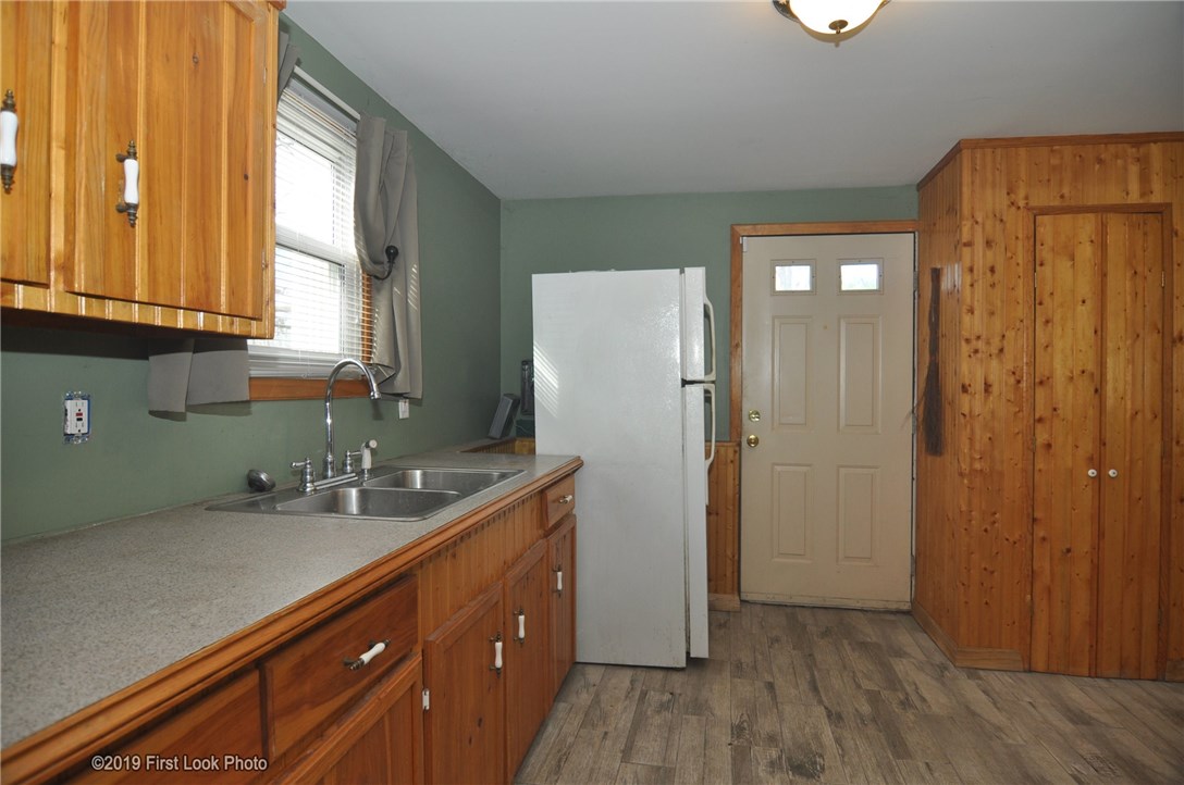 601 Blackrock Road Coventry, RI 02816 - Photo 28 of 39