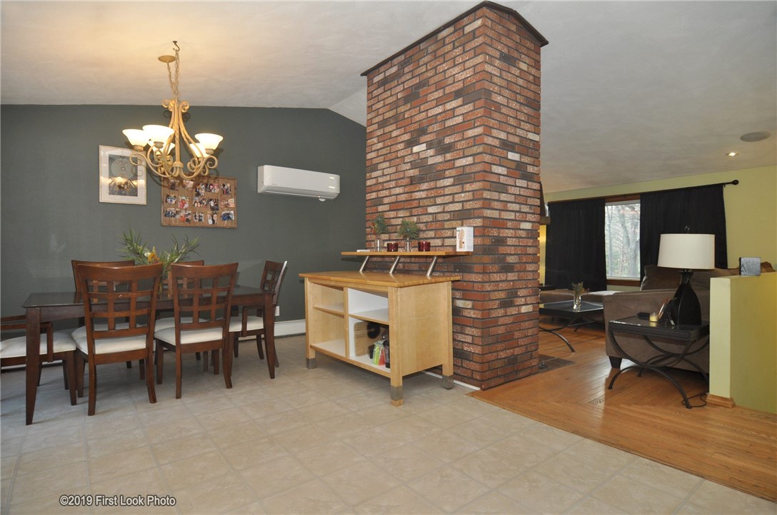 601 Blackrock Road Coventry, RI 02816 - Photo 8 of 39