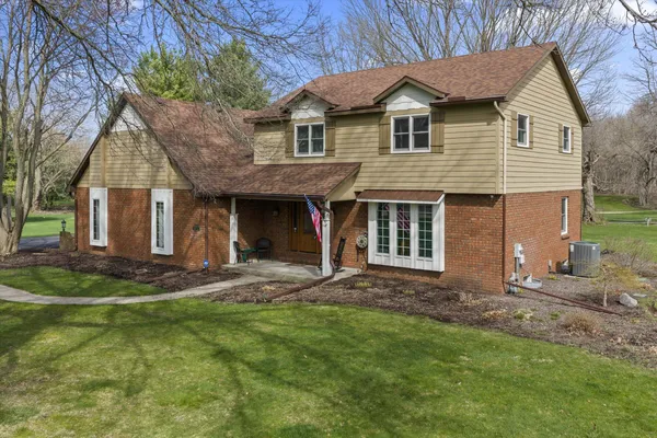 $459,000 | 22279 Loupee Drive, Cassopolis, MI 49031