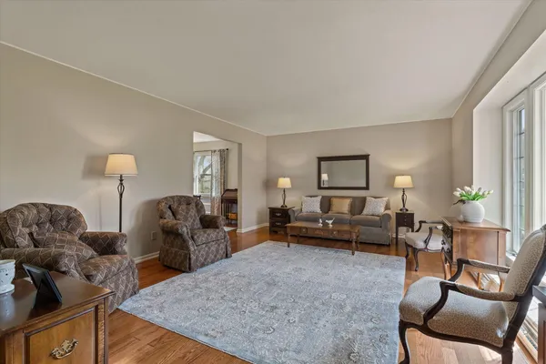 $459,000 | 22279 Loupee Drive, Cassopolis, MI 49031