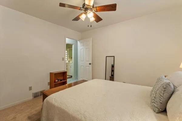 $459,000 | 22279 Loupee Drive, Cassopolis, MI 49031