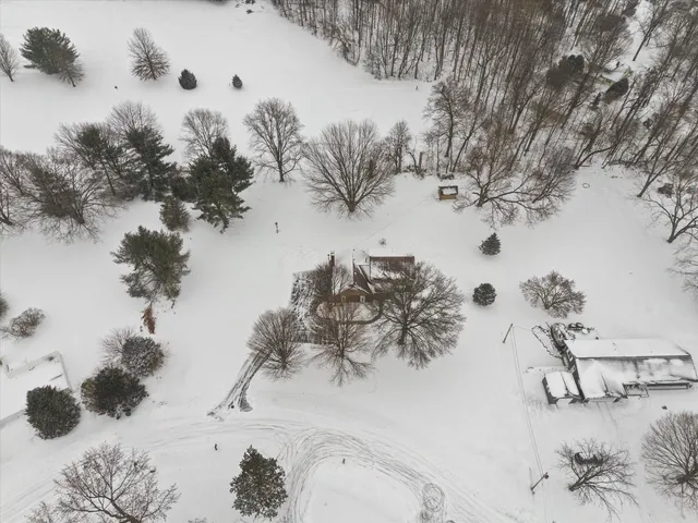 $469,000 | 22279 Loupee Drive, Cassopolis, MI 49031