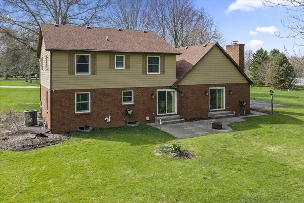 $459,000 | 22279 Loupee Drive, Cassopolis, MI 49031