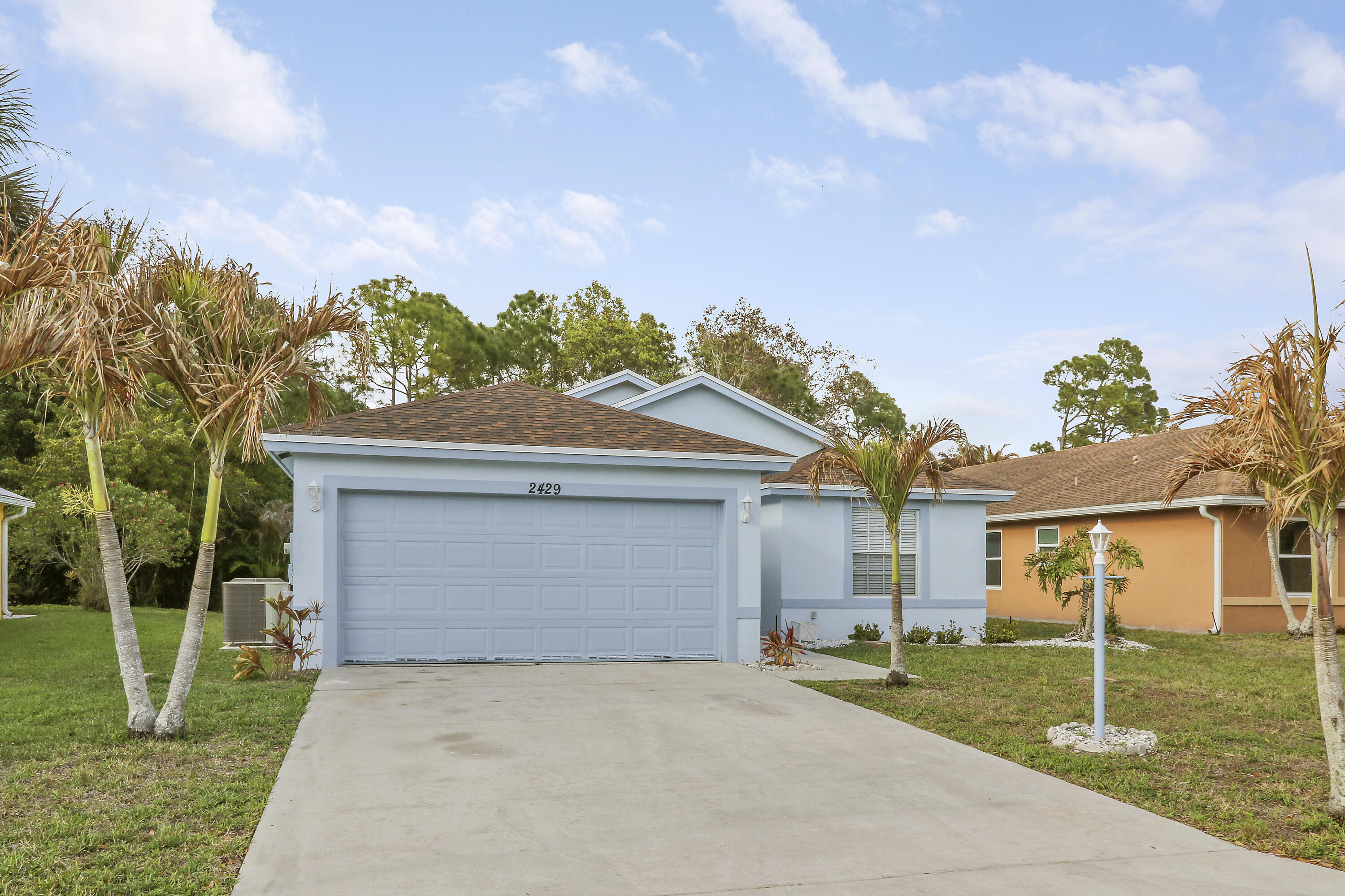 2429 Southwest Century Way Stuart, FL 34997 - Photo 3 of 47 House2-43