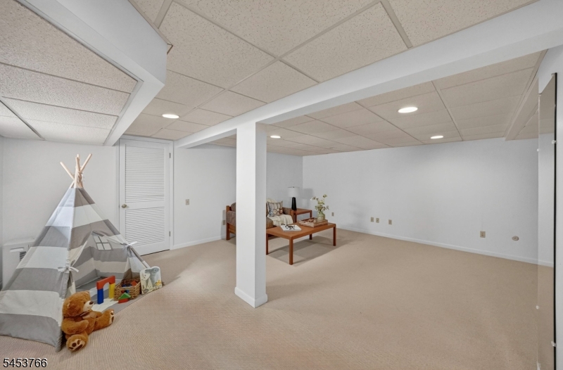 18 Estate Road Hillsborough, NJ 08844 - Photo 33 of 36 Gallery Image 33