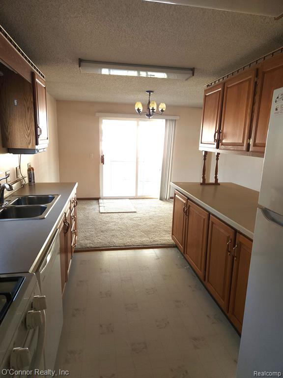 3333 Ravenswood Road, Unit 36 Marysville, MI 48040 - Photo 11 of 20 Gallery Image 11