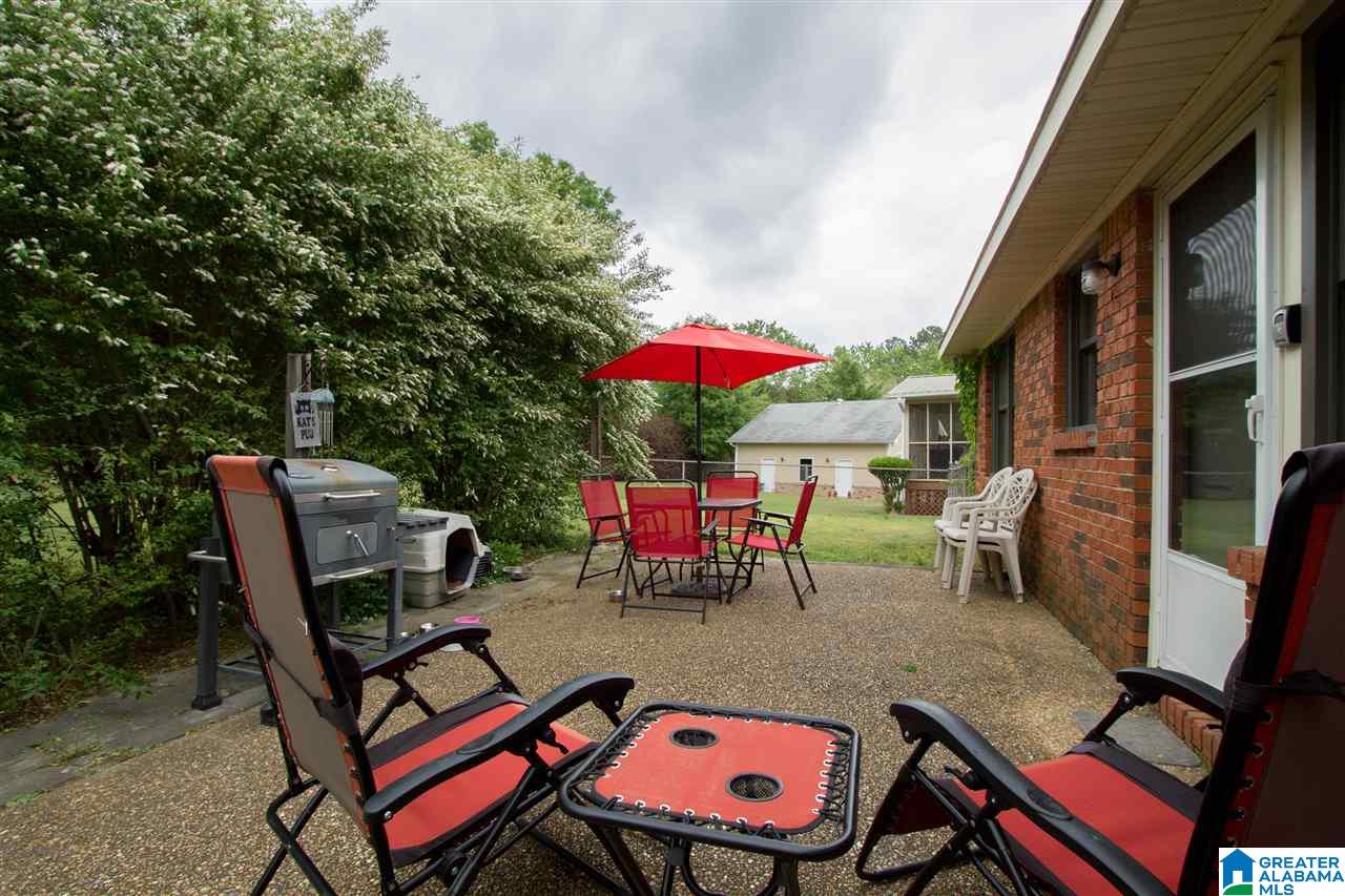 610 Valleyview Drive Pelham, AL 35124 - Photo 7 of 47