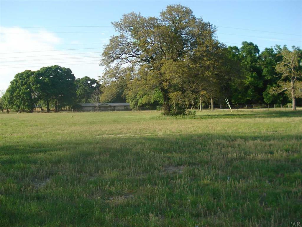 4929 Gilmore Road, Unit 6 Holt, FL 32564 - Photo 16 of 29