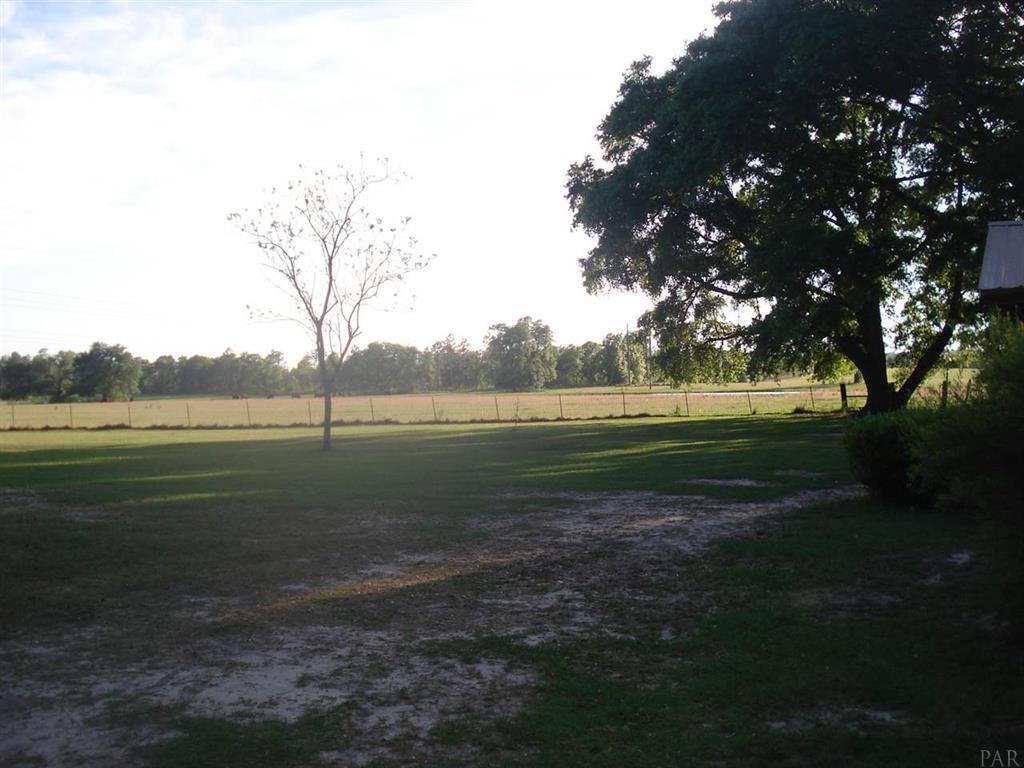 4929 Gilmore Road, Unit 6 Holt, FL 32564 - Photo 9 of 29