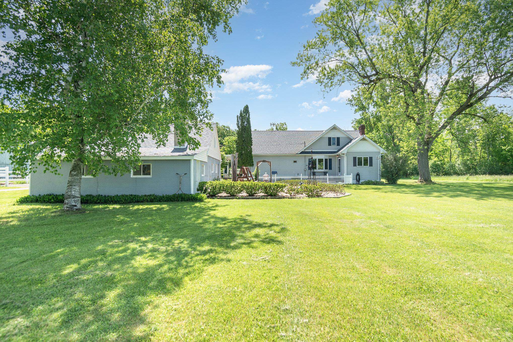 679 West Pine River Road Midland, MI 48640 - Photo 35 of 43 Gallery Image 35