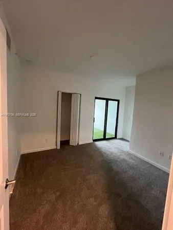 $3,500 | 2526 Pierce Street, Unit 12, Hollywood, FL 33020
