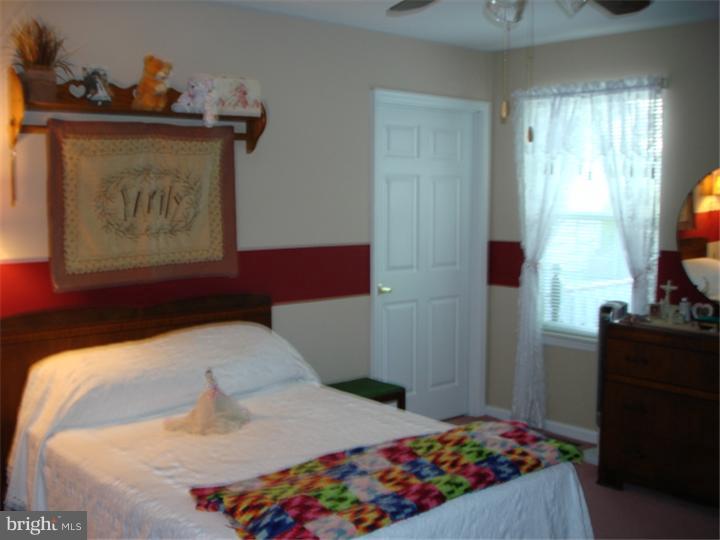 403 Country Way Mickleton, NJ 08056 - Photo 11 of 19 Gallery Image 11