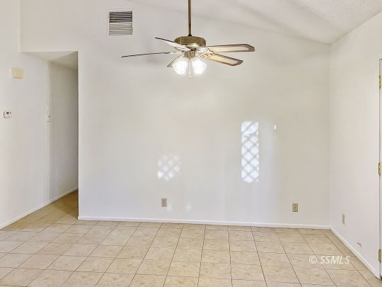 231 Washington Way Ridgecrest, CA 93555 - Photo 5 of 14 an empty room