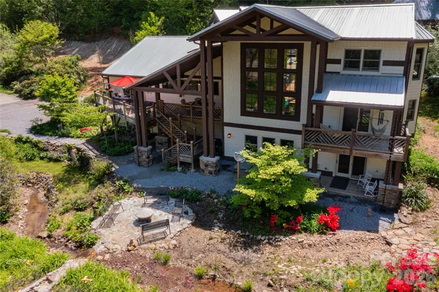 $1,700,000 | 28 Spruce Chase Lane, Swannanoa, NC 28778