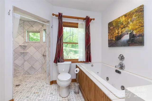 $1,700,000 | 28 Spruce Chase Lane, Swannanoa, NC 28778