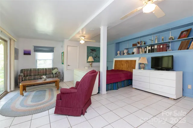 $1,700,000 | 28 Spruce Chase Lane, Swannanoa, NC 28778