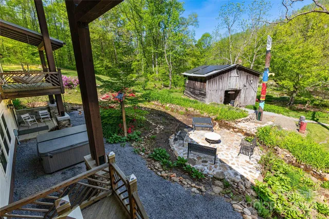 $1,700,000 | 28 Spruce Chase Lane, Swannanoa, NC 28778