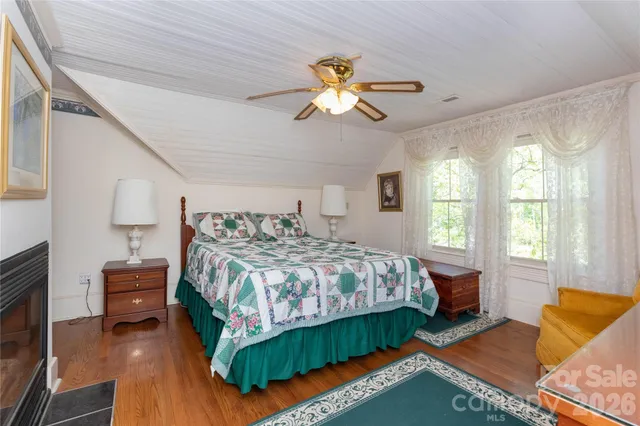 $1,700,000 | 28 Spruce Chase Lane, Swannanoa, NC 28778