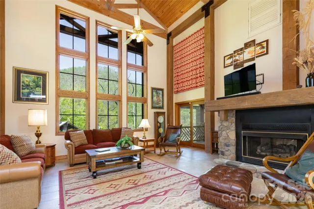 $1,700,000 | 28 Spruce Chase Lane, Swannanoa, NC 28778