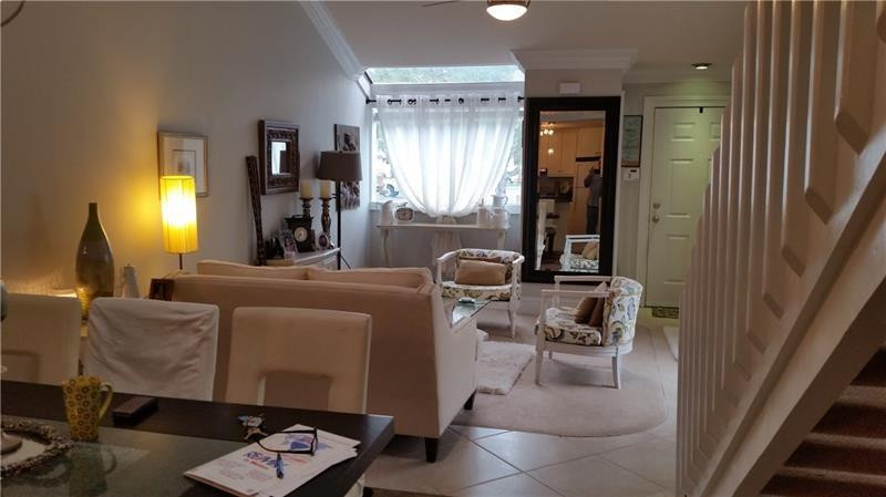 1833 Runners Way, Unit 1833 North Lauderdale, FL 33068 - Photo 4 of 11 Photo 4