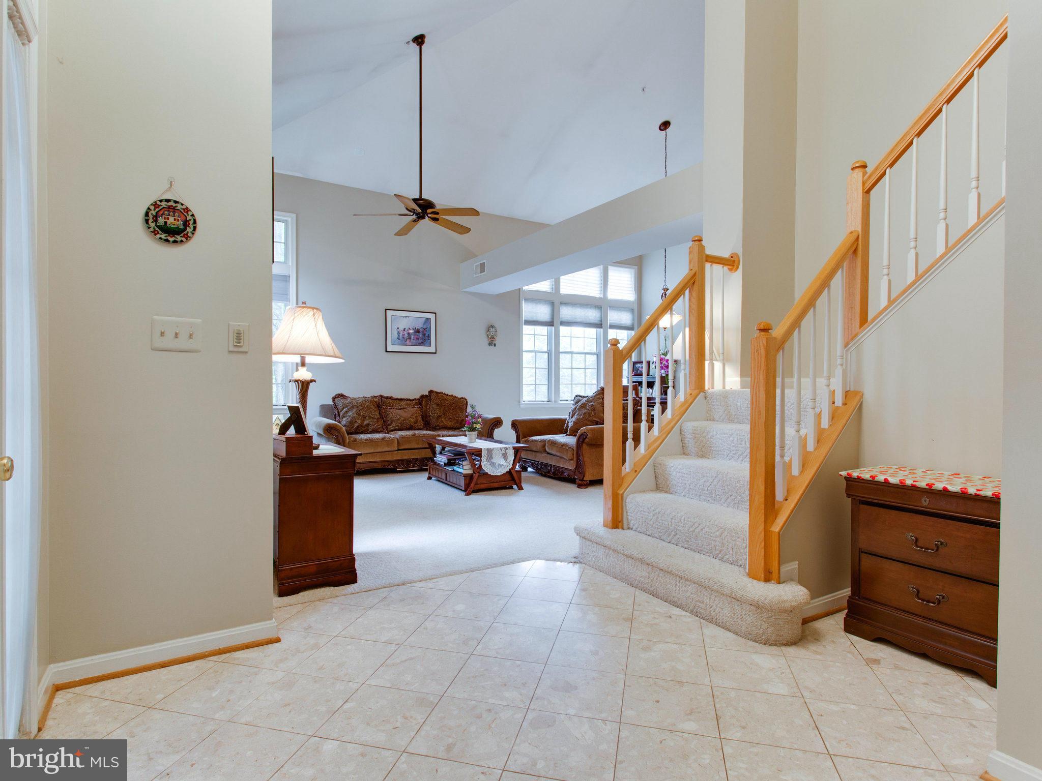 7029 Haycock Road, Unit 404 Falls Church, VA 22043 - Photo 2 of 18 Foyer