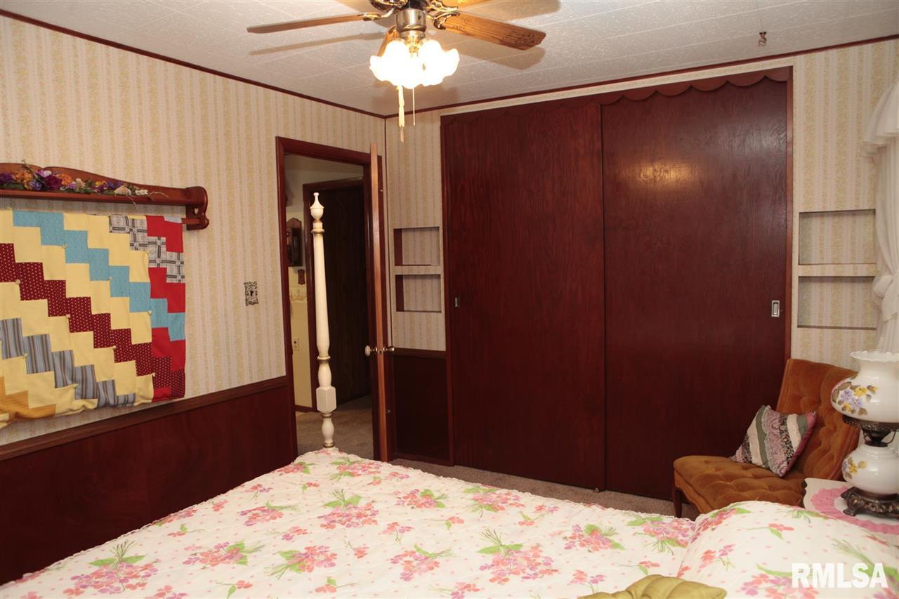 13532 First Street Pekin, IL 61554 - Photo 16 of 25 Gallery Image 16