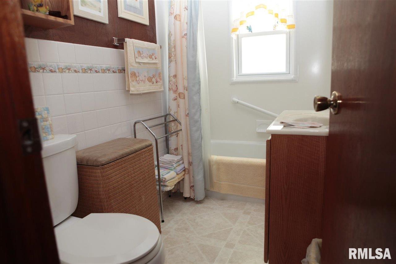 13532 First Street Pekin, IL 61554 - Photo 17 of 25 Gallery Image 17