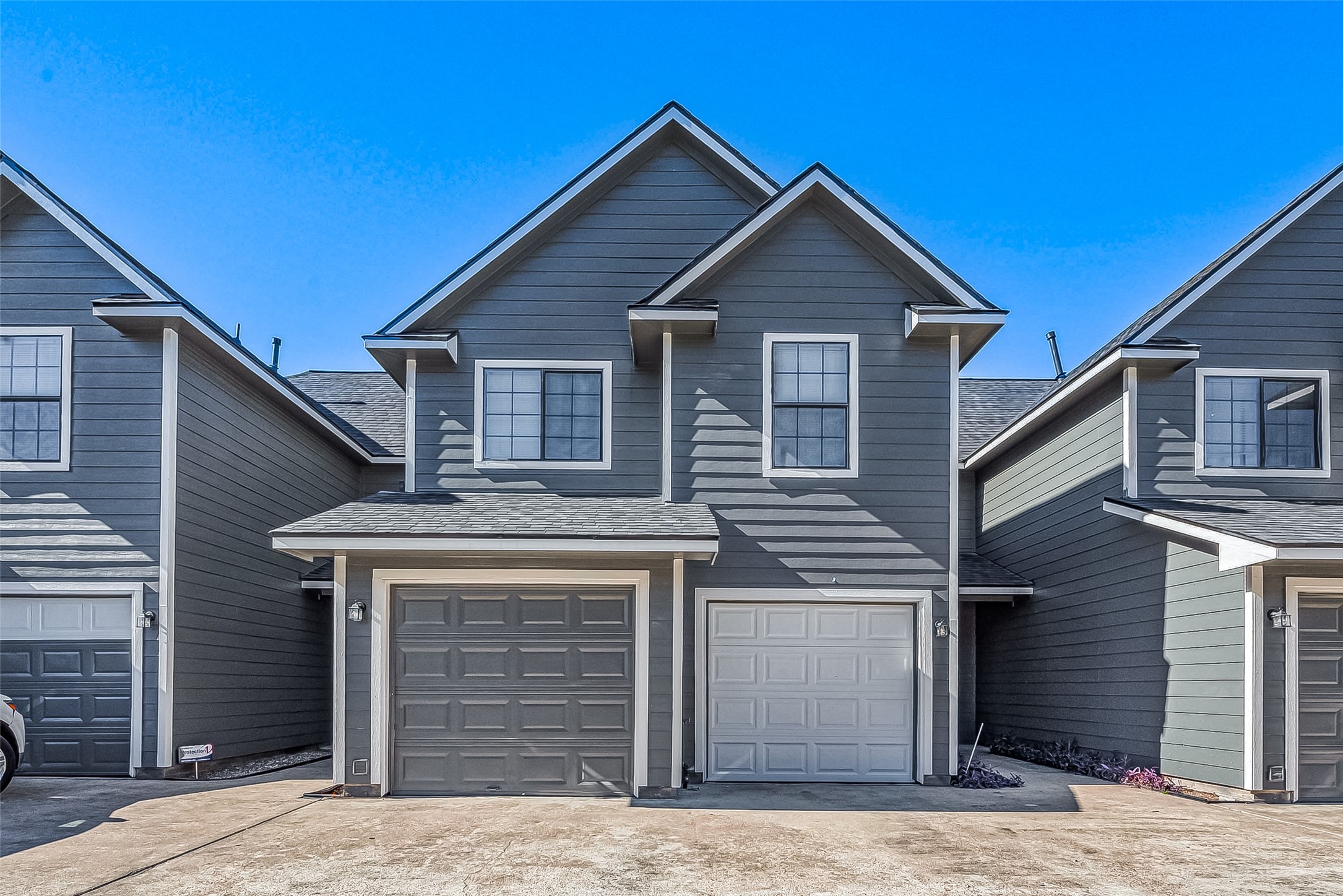10043 Morocco Road Houston, TX 77041 - Photo 1 of 48
