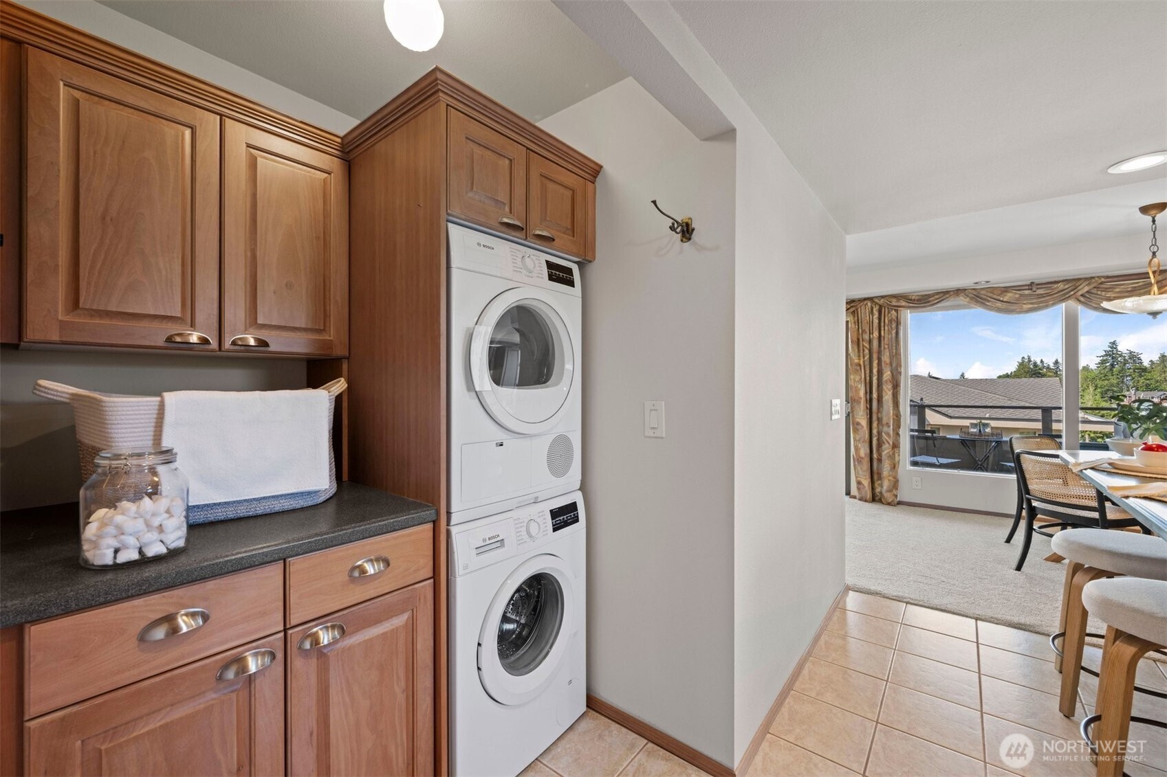 655 Main Street, Unit 305 Edmonds, WA 98020 - Photo 22 of 37