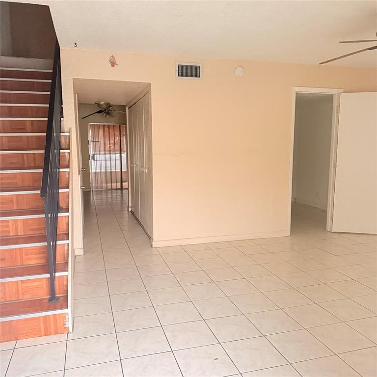 6518 Southwest 41st Street Davie, FL 33314 - Photo 3 of 9 a view of an empty room