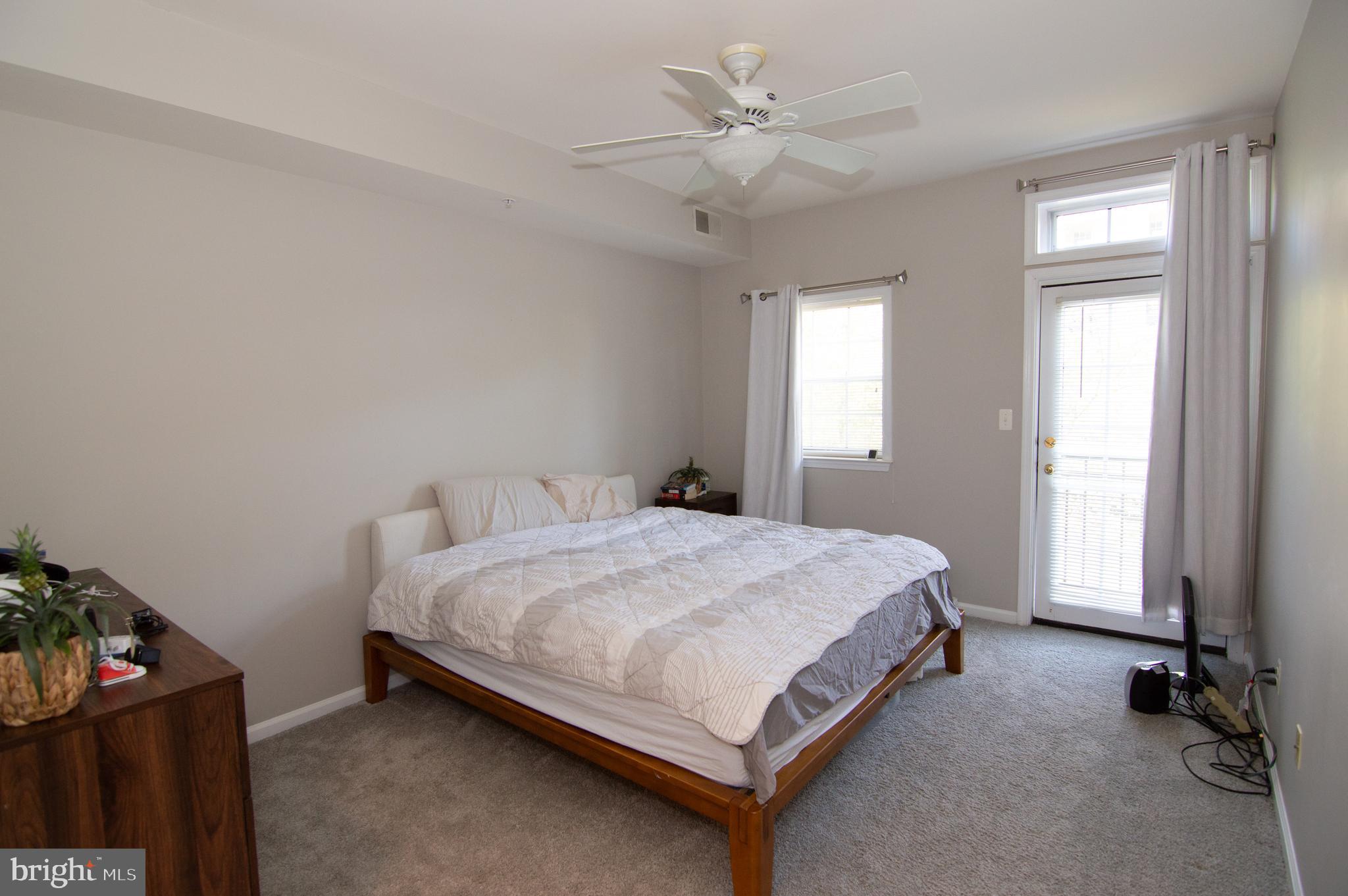 11304 Sundial Court, Unit C 910 Reston, VA 20194 - Photo 30 of 45 Primary Bedroom