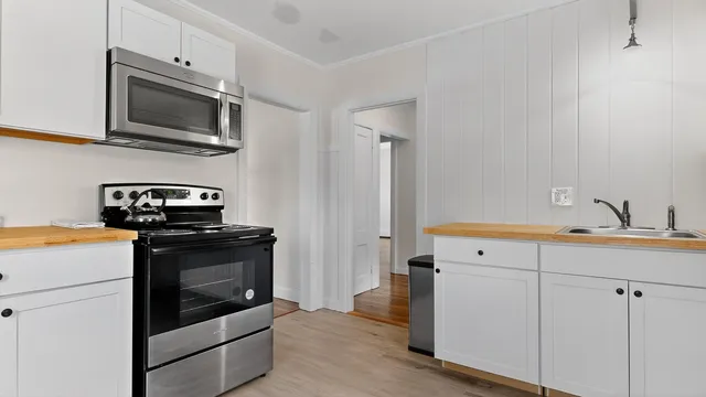 $1,150,000 | 44 Myrtle Avenue, South Portland, ME 04106