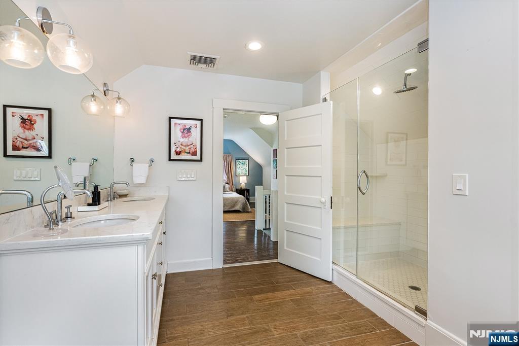 218 Inwood Avenue Montclair, NJ 07043 - Photo 31 of 47