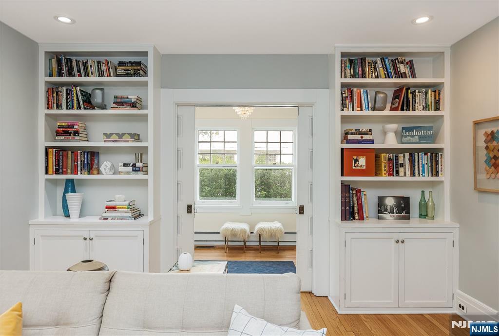 218 Inwood Avenue Montclair, NJ 07043 - Photo 5 of 47