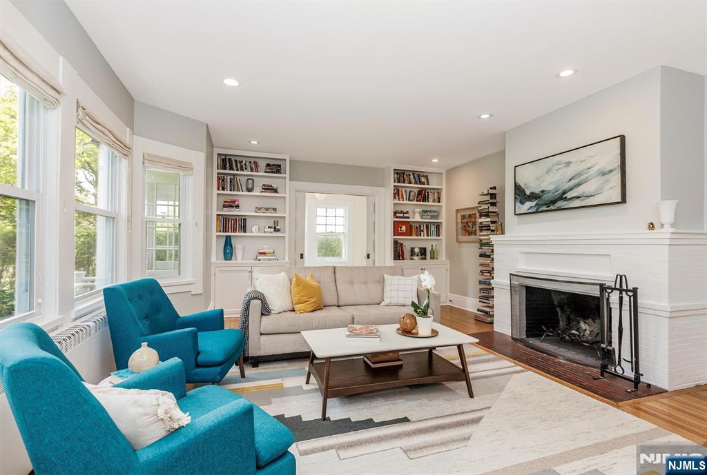 218 Inwood Avenue Montclair, NJ 07043 - Photo 8 of 47
