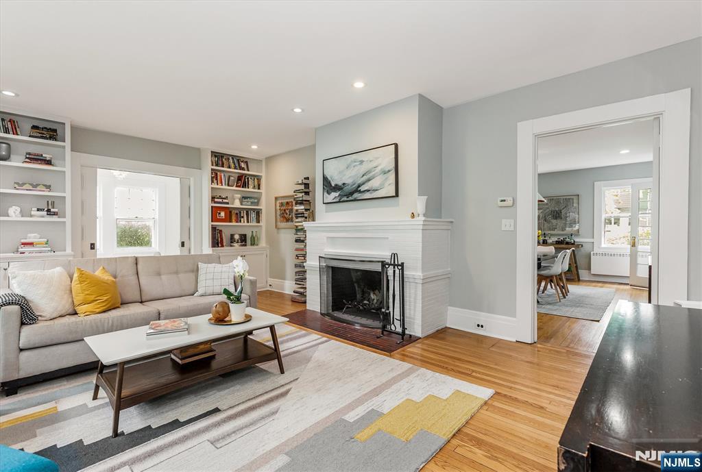 218 Inwood Avenue Montclair, NJ 07043 - Photo 9 of 47