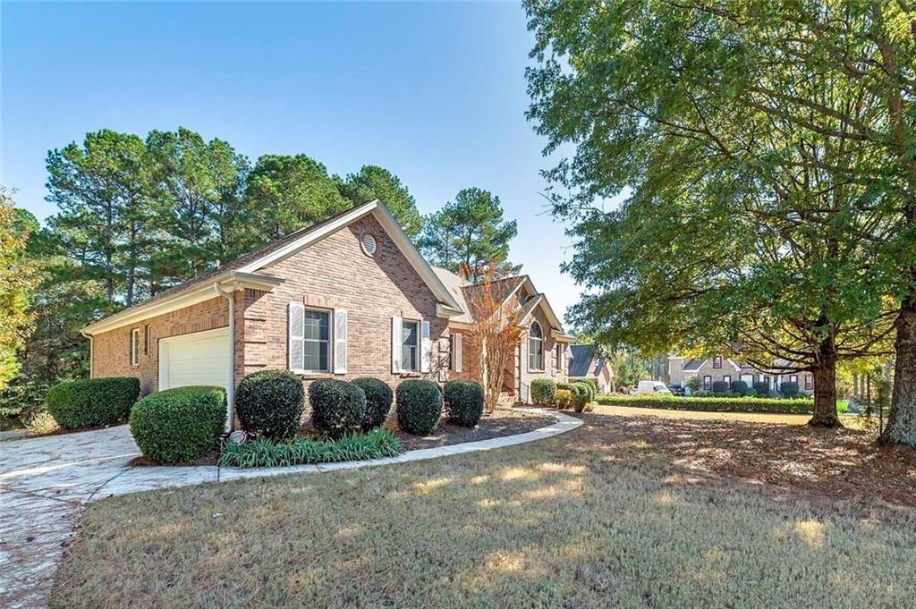 151 Courts Of Hampton Hampton, GA 30228 - Photo 3 of 54
