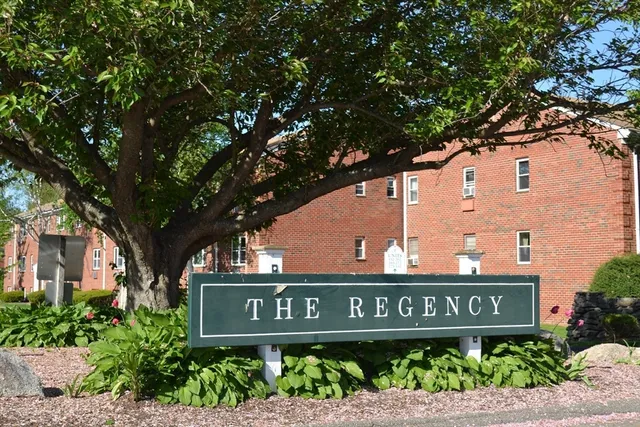 $129,900 | 234 Regency Park Drive, Unit 234, Agawam, MA 01001