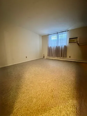 $129,900 | 234 Regency Park Drive, Unit 234, Agawam, MA 01001