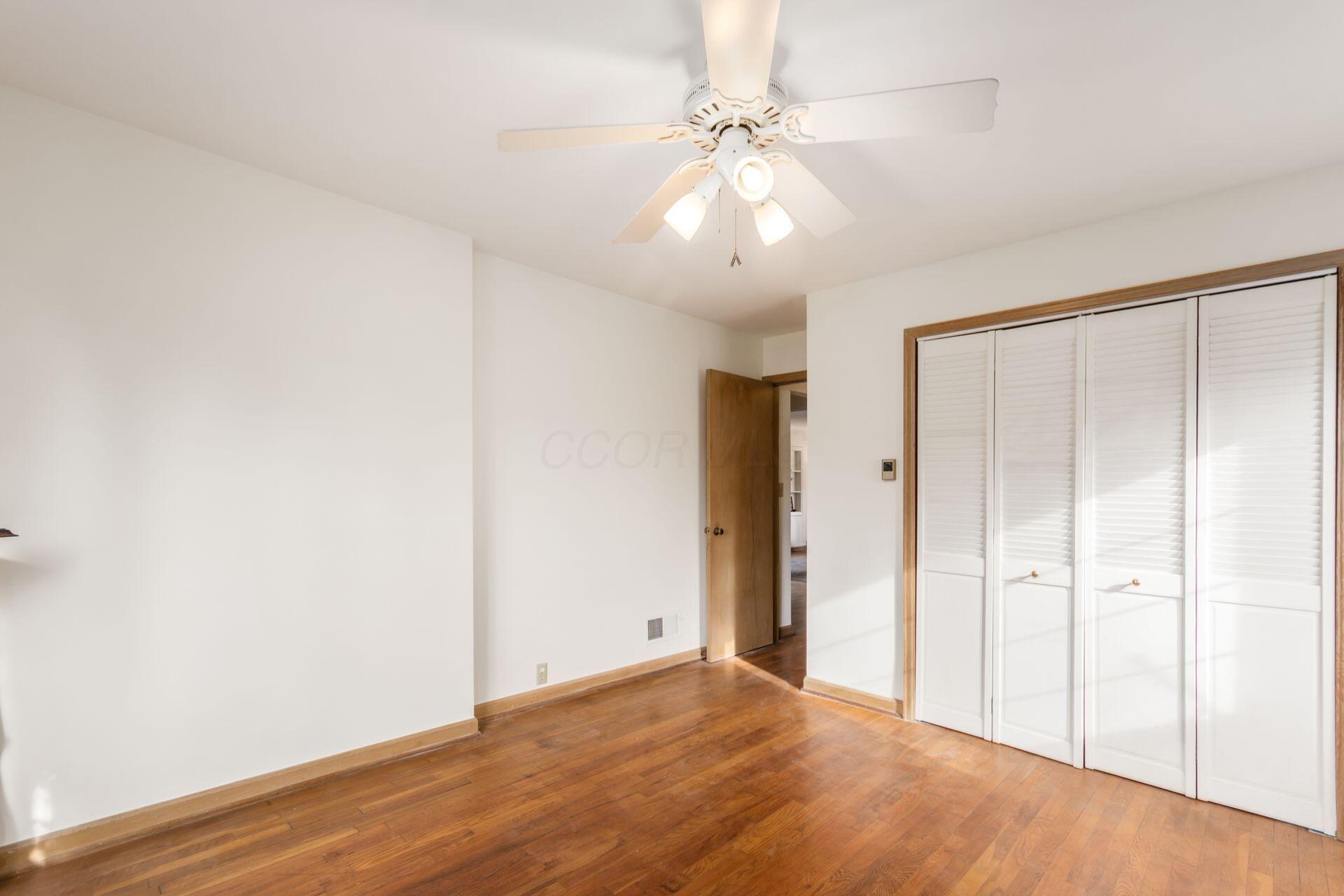 122 North Virginialee Road Columbus, OH 43209 - Photo 24 of 36 020_22 N Virginialee Rd - 043