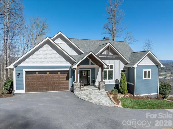 $1,375,000 | 21 Cliff Drive, Hendersonville, NC 28791