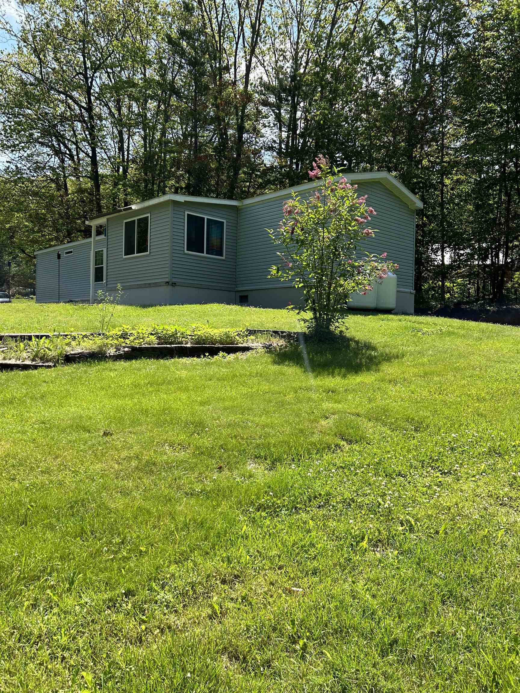 96 Costello Road Hartford, VT 05001 - Photo 19 of 23