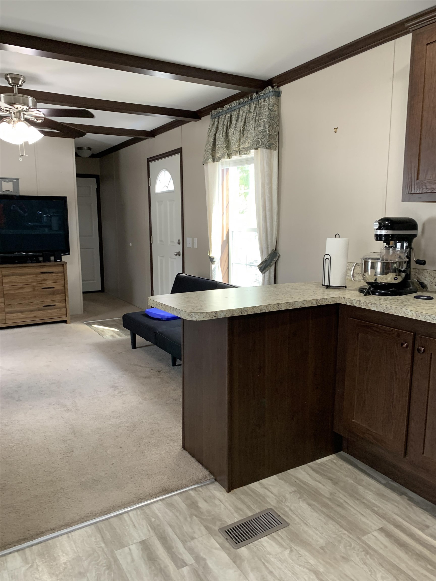 96 Costello Road Hartford, VT 05001 - Photo 9 of 23