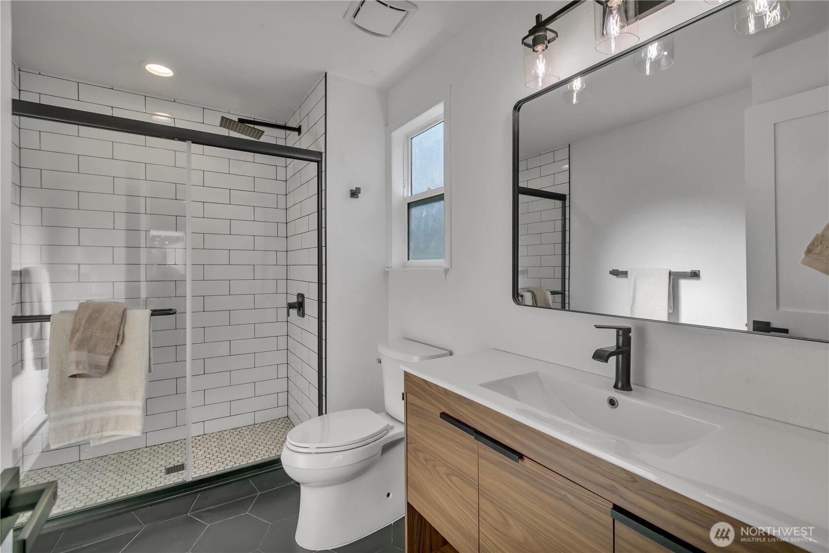 21720 Southeast 237th Street Maple Valley, WA 98038 - Photo 19 of 30