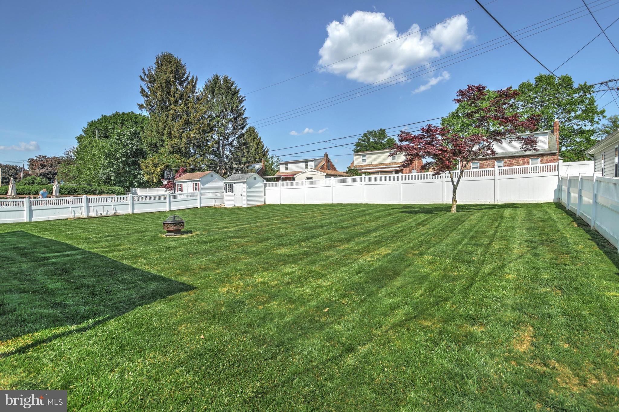 315 Lyndhurst Road York, PA 17402 - Photo 4 of 33 Gallery Image 4
