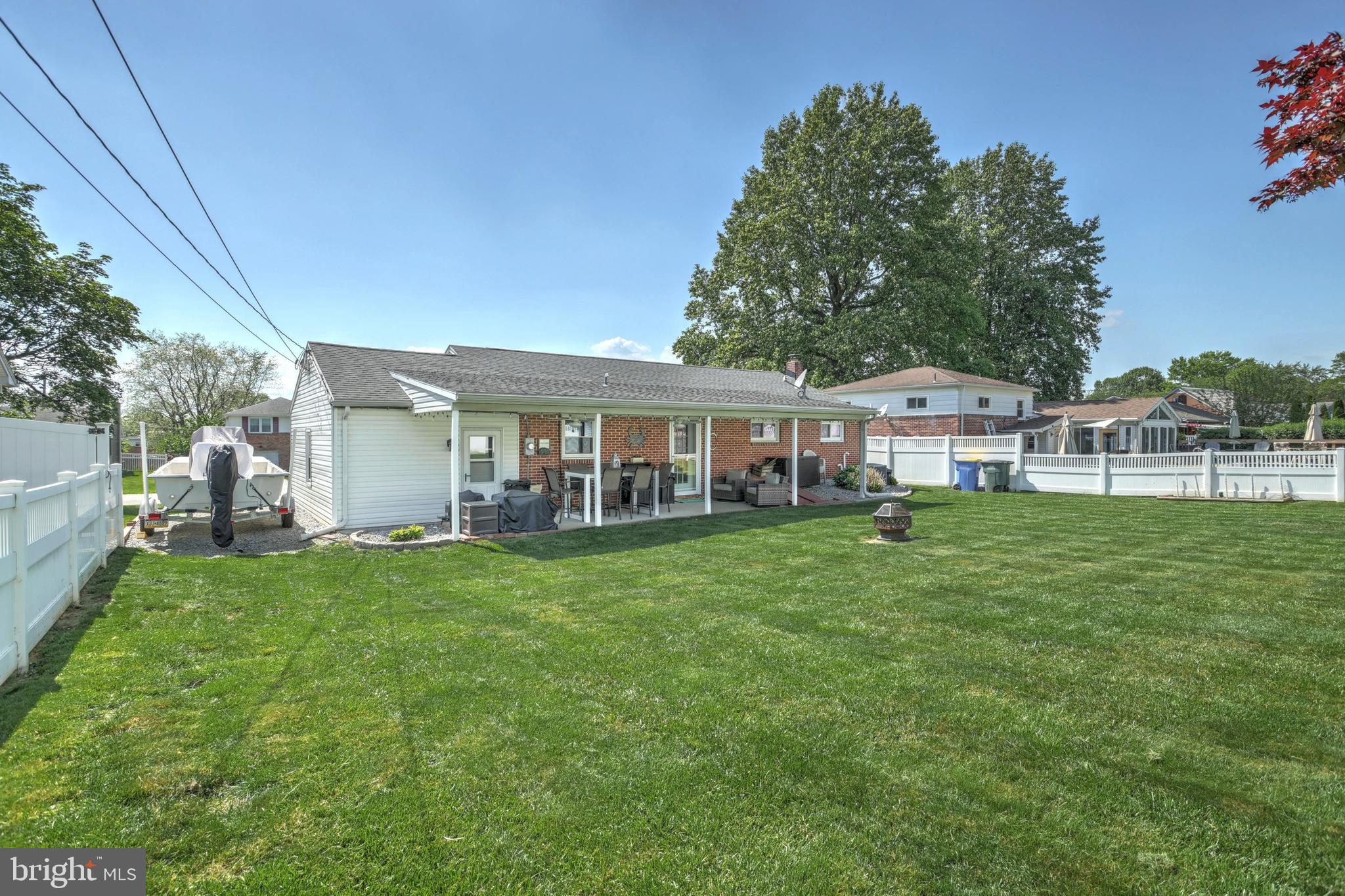 315 Lyndhurst Road York, PA 17402 - Photo 5 of 33 Gallery Image 5