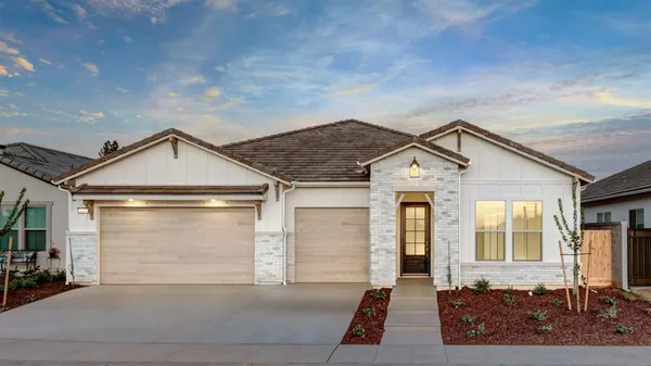 $934,780 | 1687 North Blackwood Avenue, Clovis, CA 93619